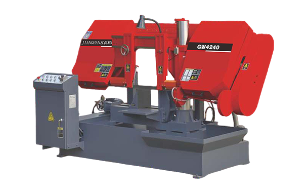 临桂GW4240双柱卧式带锯床